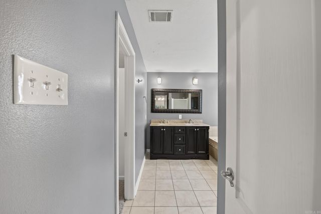 18 Highplains Drive, Cabot, AR 72023