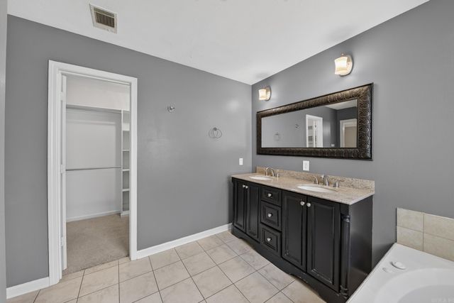 18 Highplains Drive, Cabot, AR 72023