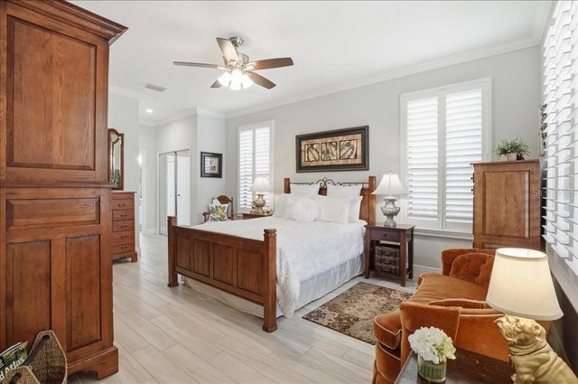 8205 STIRLING FALLS CIRCLE, Sarasota, FL 34243