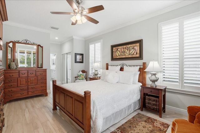 8205 STIRLING FALLS CIRCLE, Sarasota, FL 34243