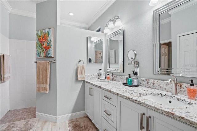 8205 STIRLING FALLS CIRCLE, Sarasota, FL 34243