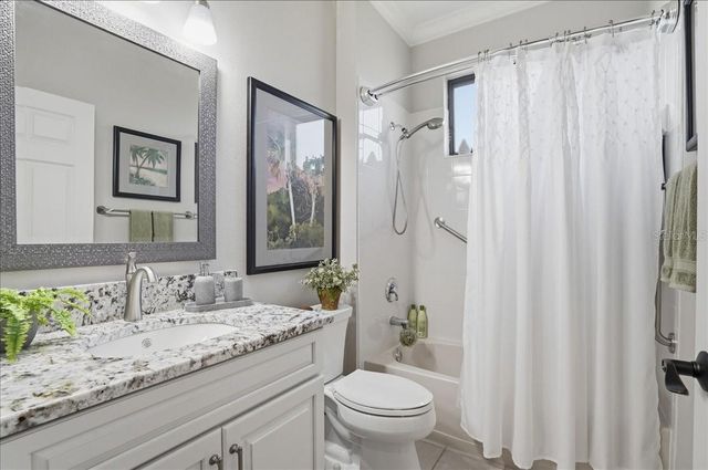 8205 STIRLING FALLS CIRCLE, Sarasota, FL 34243