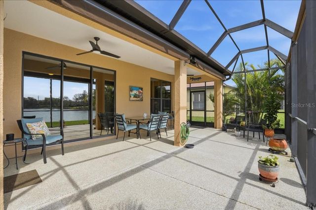 8205 STIRLING FALLS CIRCLE, Sarasota, FL 34243