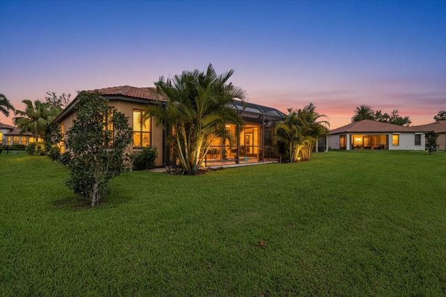 8205 STIRLING FALLS CIRCLE, Sarasota, FL 34243