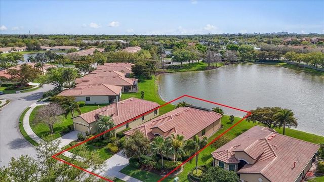 8205 STIRLING FALLS CIRCLE, Sarasota, FL 34243