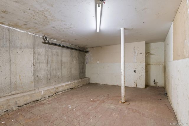 12115 Jamaica Avenue, Richmond Hill, NY 11418