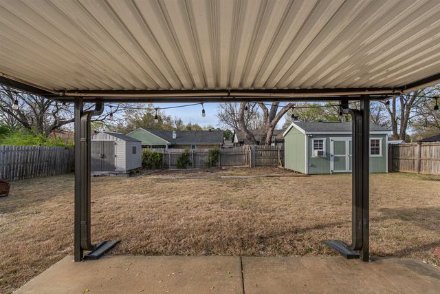 7102 ROSE TRAIL DR, Memphis, TN 38133