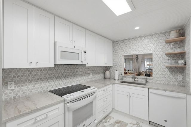 6600 SUNSET WAY 410, St Pete Beach, FL 33706