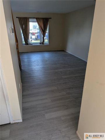 14 Concord Square 1503, Sayreville, NJ 08872