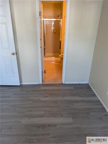 14 Concord Square 1503, Sayreville, NJ 08872
