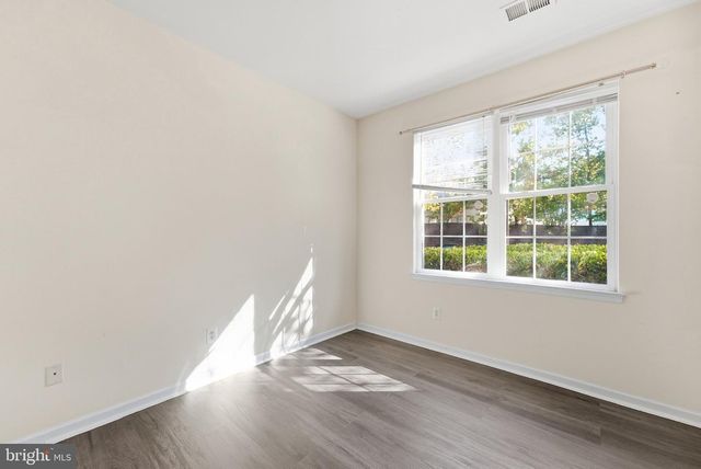 42838 SMALLWOOD TER, Chantilly, VA 20152