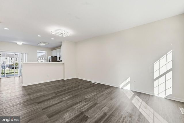 42838 SMALLWOOD TER, Chantilly, VA 20152