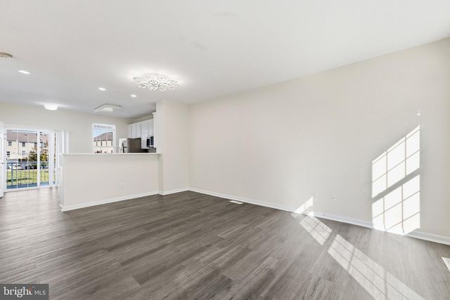 42838 SMALLWOOD TER, Chantilly, VA 20152