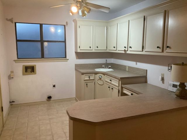 205 Northwood Boulevard, Corsicana, TX 75110