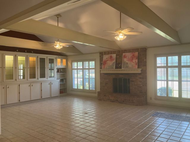 205 Northwood Boulevard, Corsicana, TX 75110