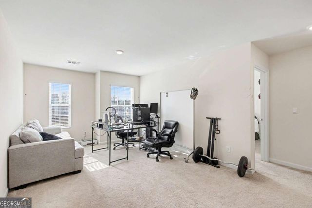 367 Hughes Ln, Pendergrass, GA 30567