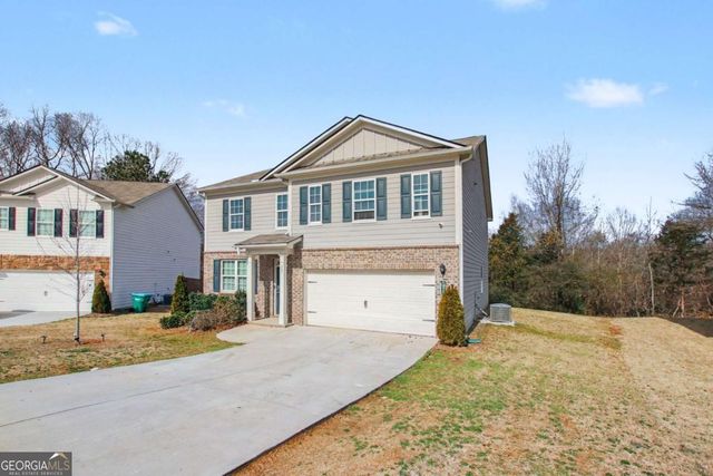 367 Hughes Ln, Pendergrass, GA 30567