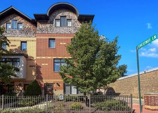 1016 Madison Street, Oak Park, IL 60302