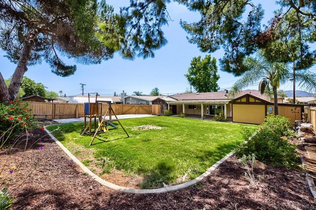 9427 WEST HEANEY CIR, Santee, CA 92071