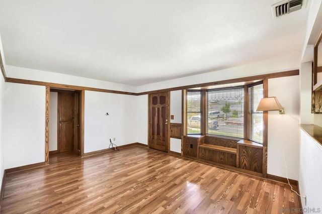 9427 WEST HEANEY CIR, Santee, CA 92071