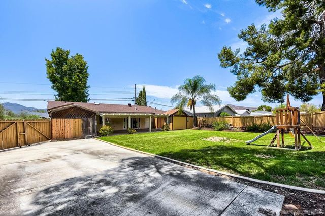 9427 WEST HEANEY CIR, Santee, CA 92071