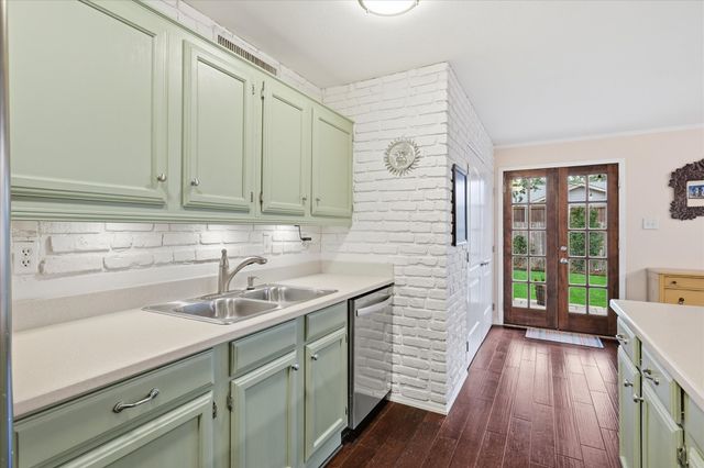 702 Meadow Mead Drive, Allen, TX 75002