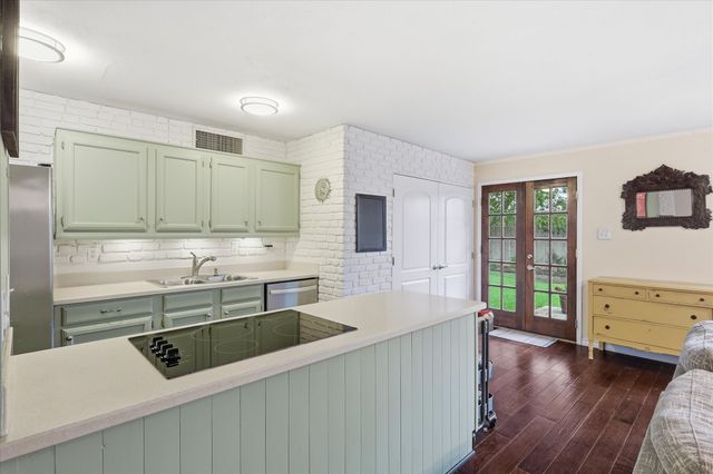 702 Meadow Mead Drive, Allen, TX 75002