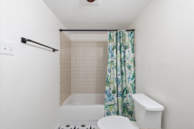 702 Meadow Mead Drive, Allen, TX 75002