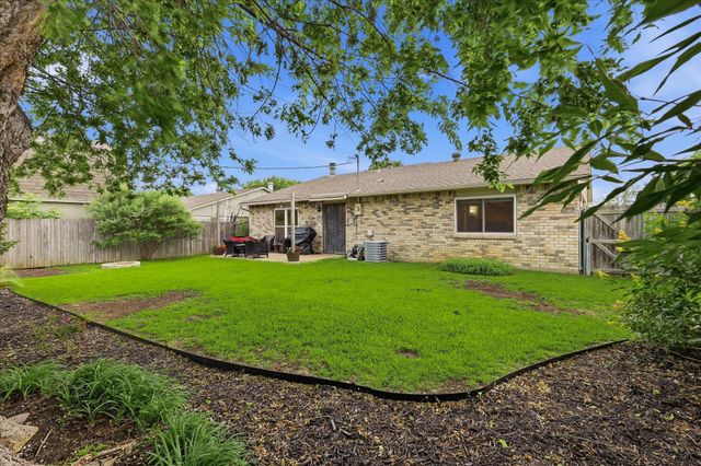 702 Meadow Mead Drive, Allen, TX 75002