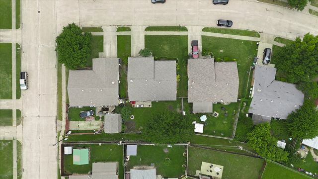 702 Meadow Mead Drive, Allen, TX 75002
