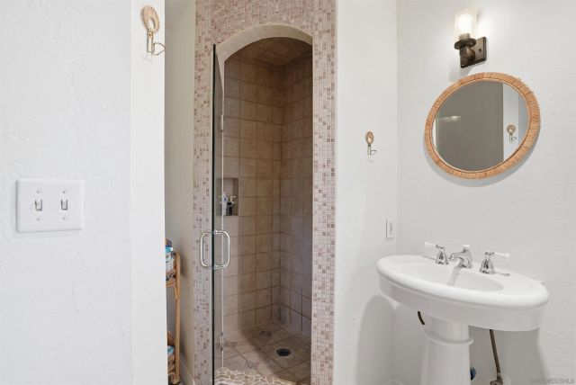 6409 Shane Place, San Diego, CA 92115