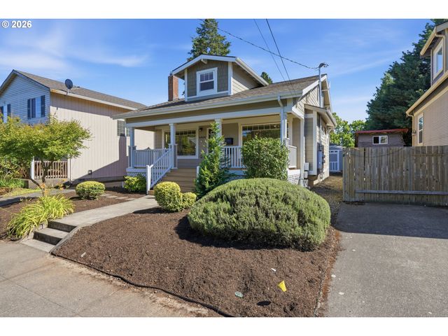 6924 Se MARTINS St, Portland, OR 97206
