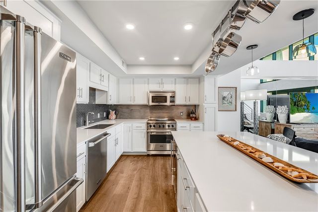 1000 N Station St 612, Port Aransas, TX 78373