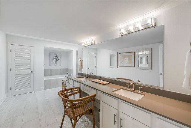 1000 N Station St 612, Port Aransas, TX 78373