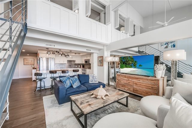 1000 N Station St 612, Port Aransas, TX 78373