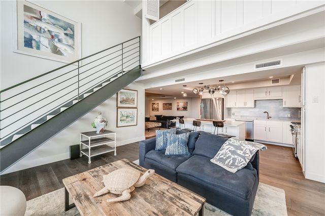 1000 N Station St 612, Port Aransas, TX 78373