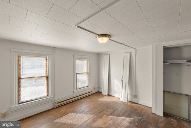 706 W KING ST, Martinsburg, WV 25401