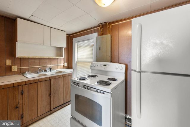 706 W KING ST, Martinsburg, WV 25401