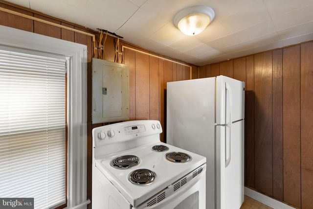 706 W KING ST, Martinsburg, WV 25401