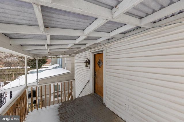 706 W KING ST, Martinsburg, WV 25401