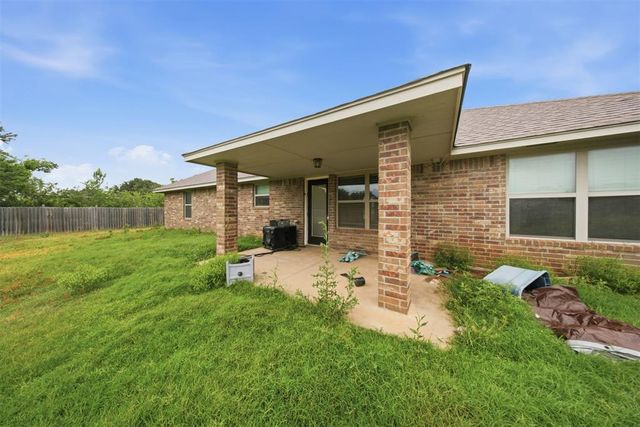 3401 W Simpson Road, Edmond, OK 73034