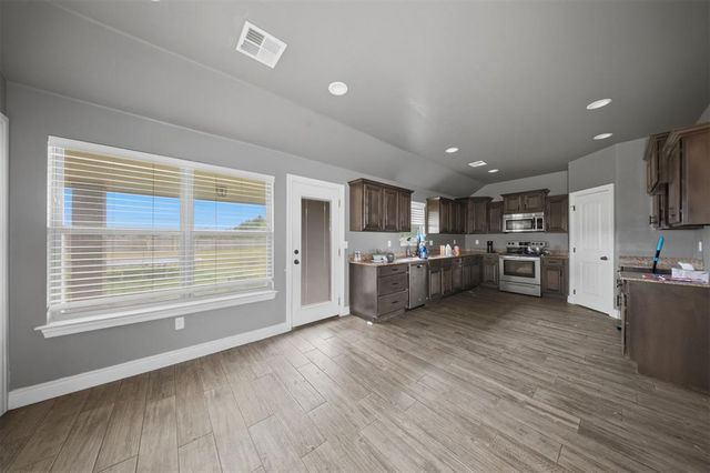 3401 W Simpson Road, Edmond, OK 73034