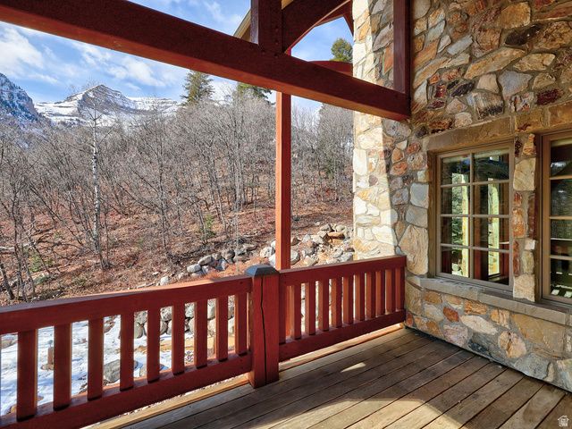 8807 N TIMPHAVEN RD, Sundance, UT 84604