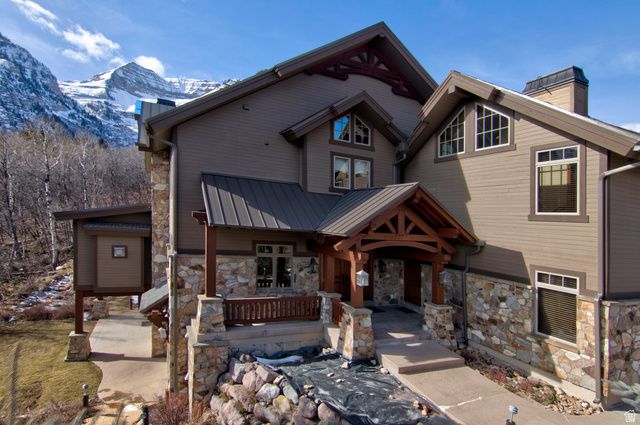 8807 N TIMPHAVEN RD, Sundance, UT 84604