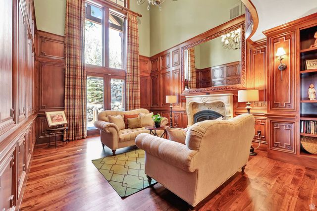 8807 N TIMPHAVEN RD, Sundance, UT 84604