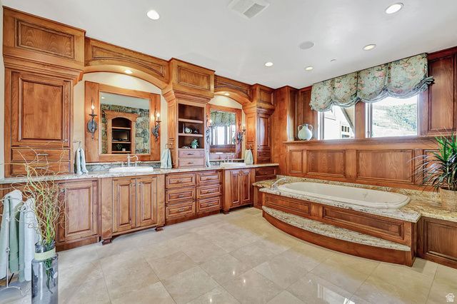 8807 N TIMPHAVEN RD, Sundance, UT 84604