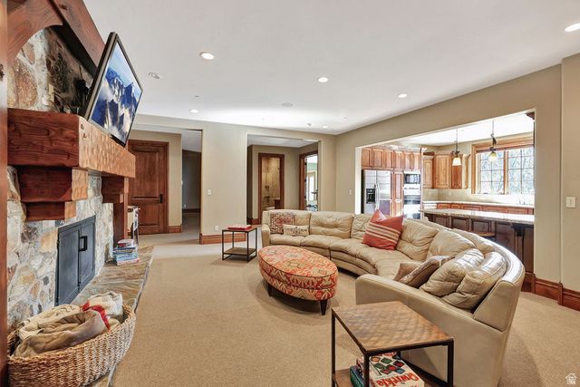 8807 N TIMPHAVEN RD, Sundance, UT 84604