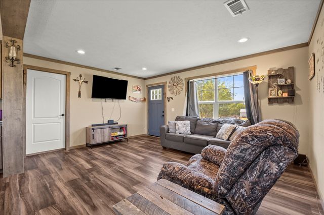 815 County Road 655, Farmersville, TX 75442