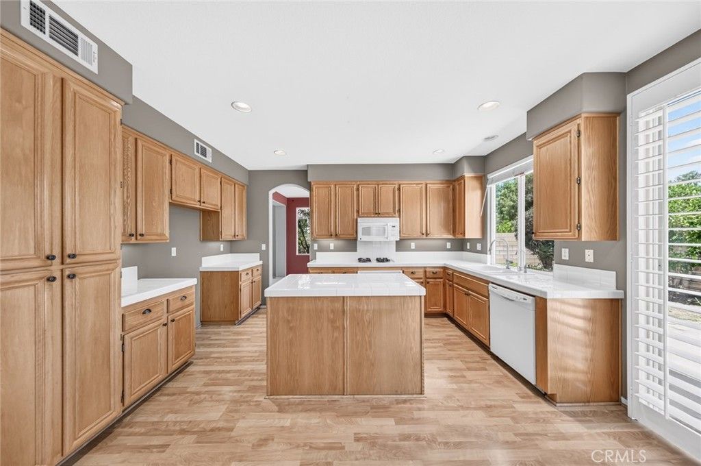 Image 11 of property listing at 15809 Tanberry Drive, Chino Hills, CA 91709