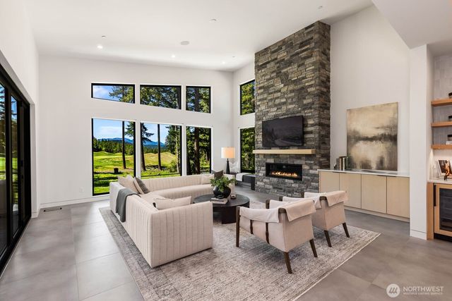 160 Sanctuary Ct, Cle Elum, WA 98922